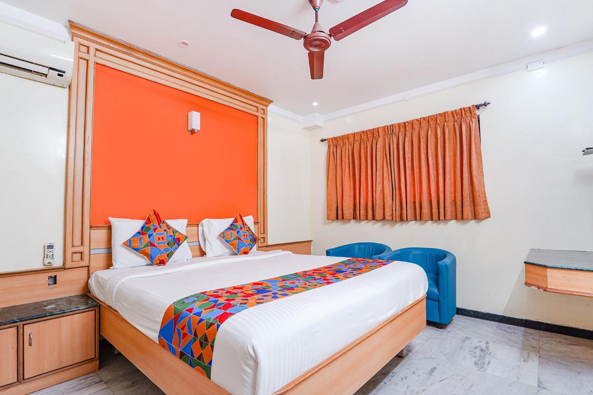 Fabhotel Ess Paradise - Nr Bus Stand Коямпутур Екстер'єр фото
