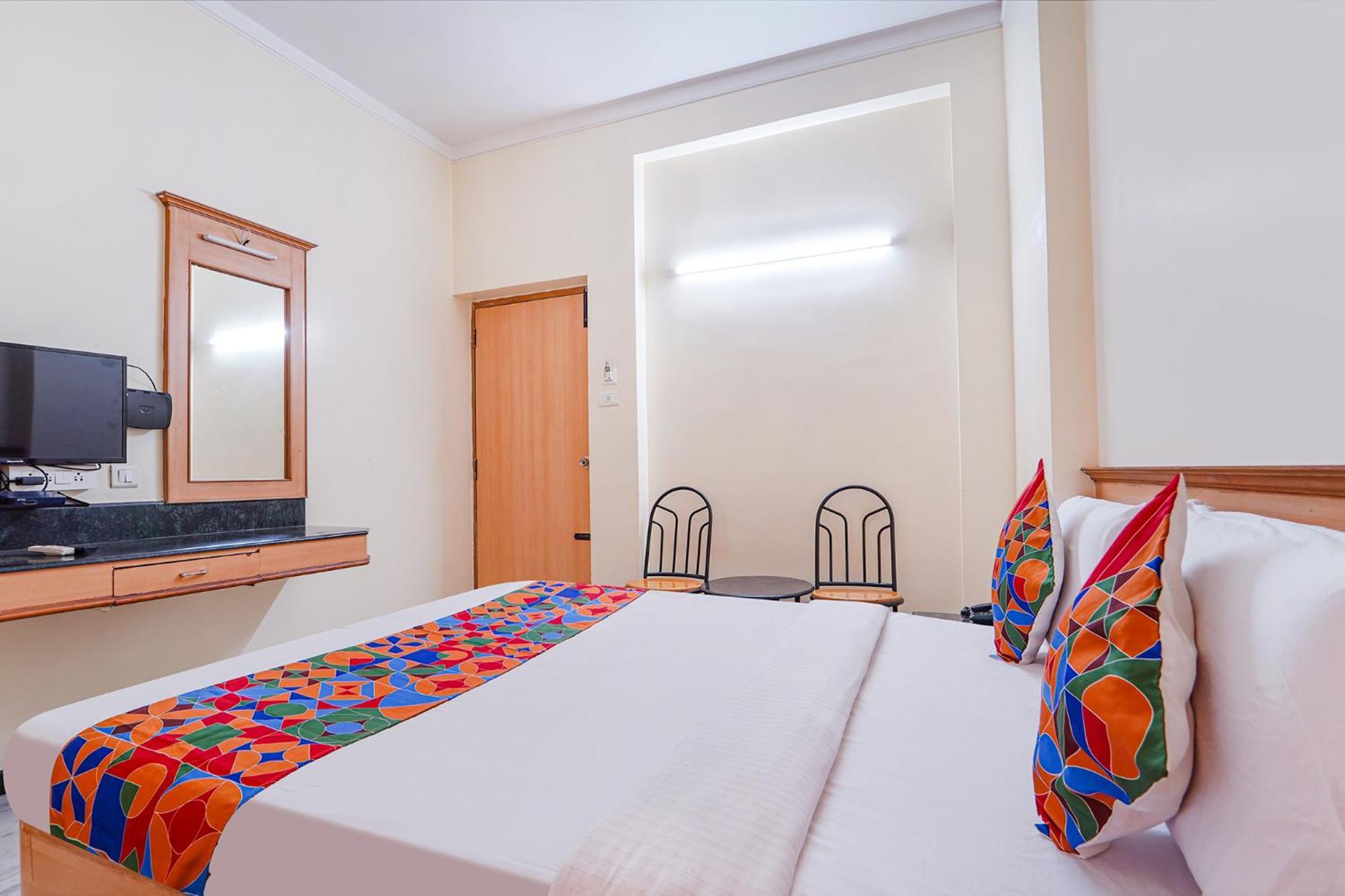 Fabhotel Ess Paradise - Nr Bus Stand Коямпутур Екстер'єр фото